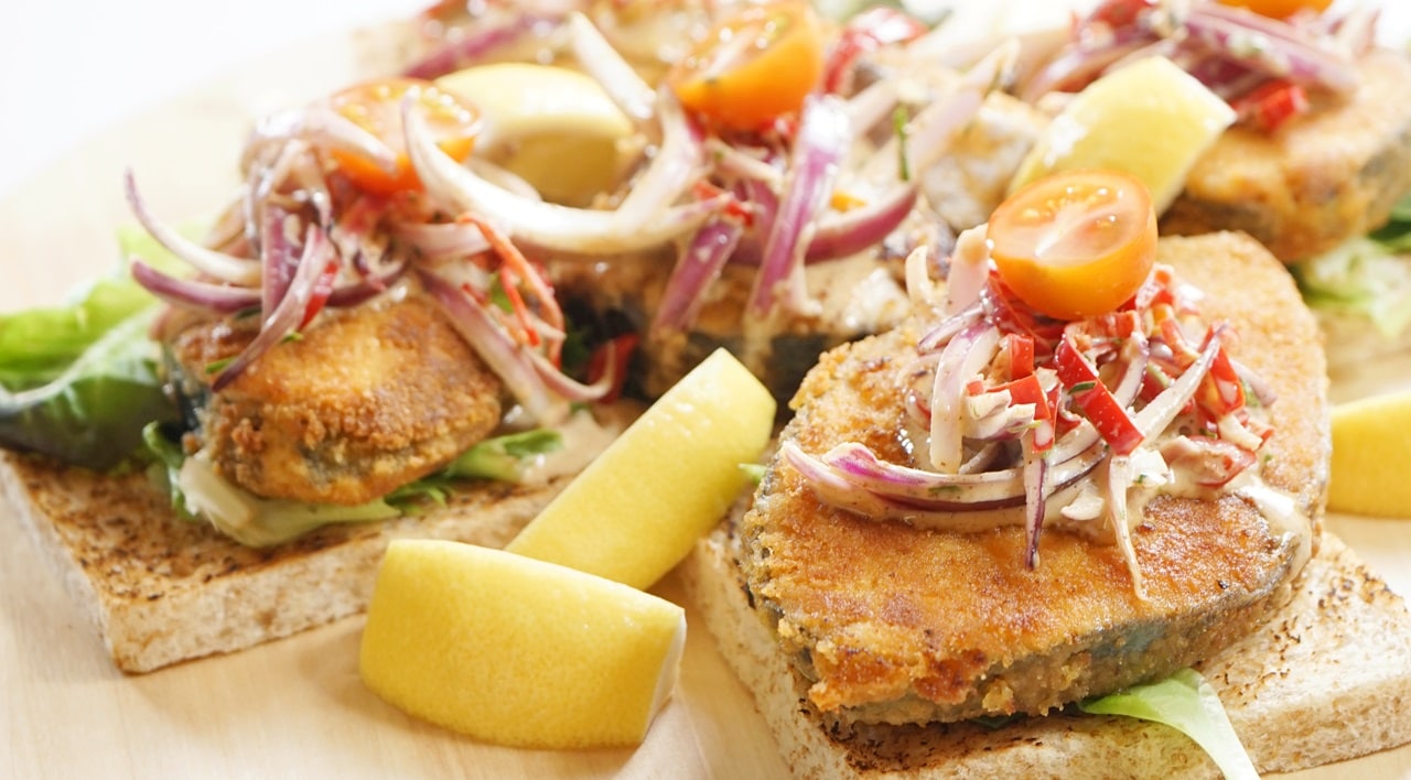 Mackerel with Sambal Matah Coleslaw – - Recipe